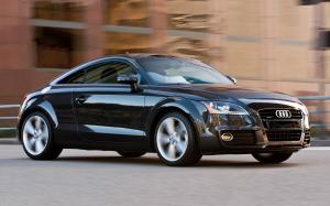 Audi TT 2.0 TFSI Quattro Coupe 2010 года (NA)
